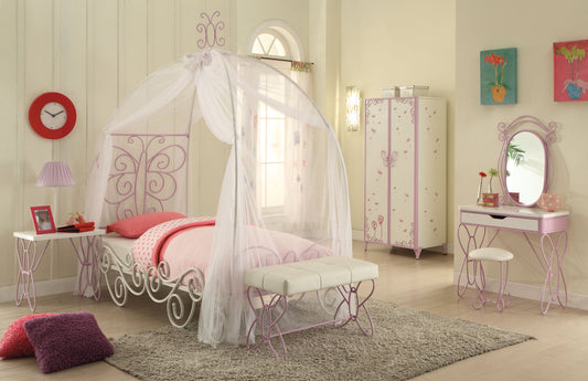 Priya II Full Bed in White Light Purple 30535F