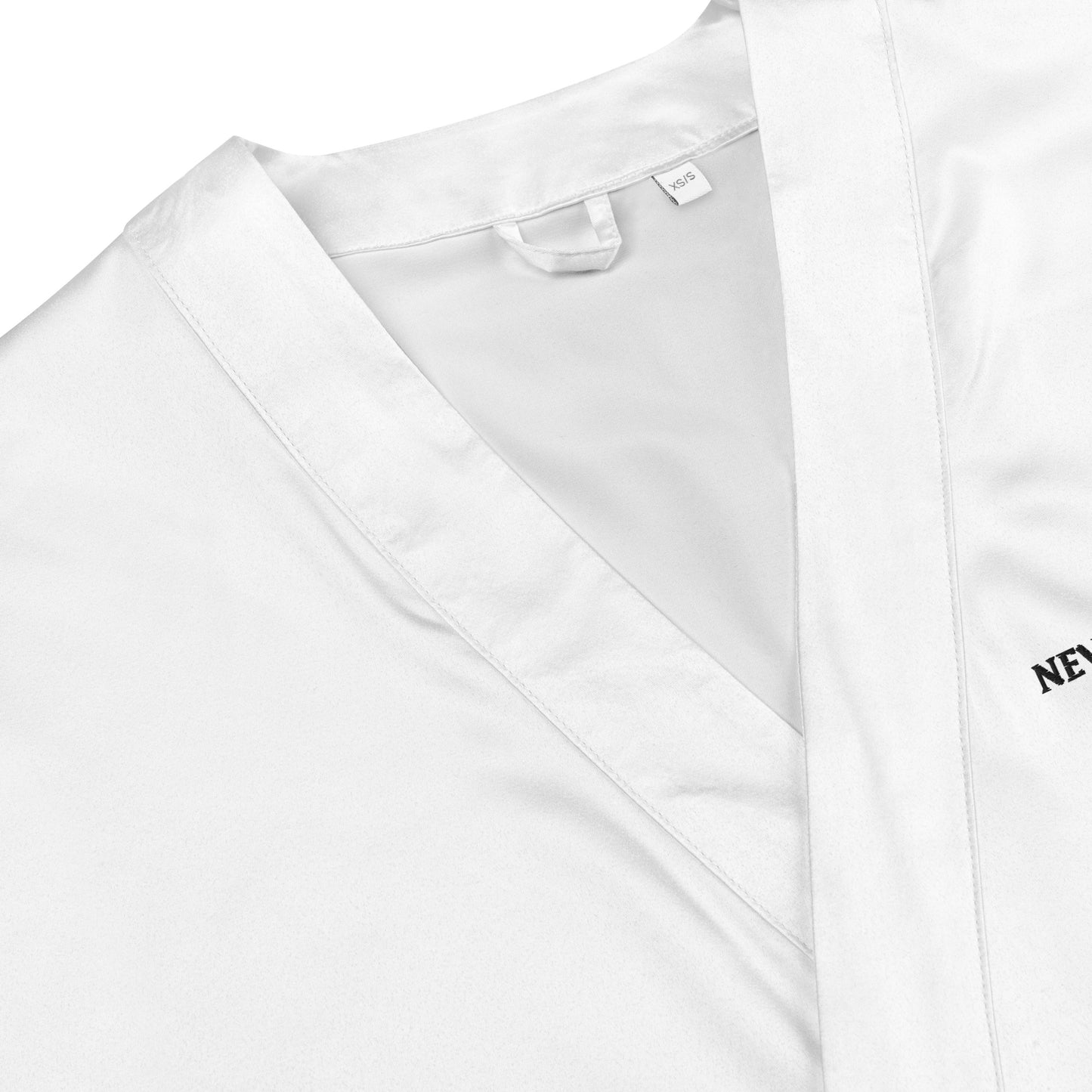 NEVER DISTURB THE BRIDE WHITE COLOR Satin robe