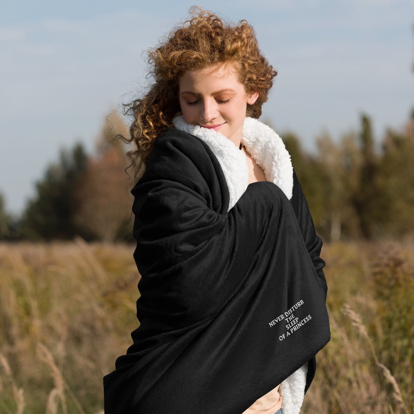 NEVER DISTURB THE SLEEP OF A PRINCESS Premium sherpa blanket