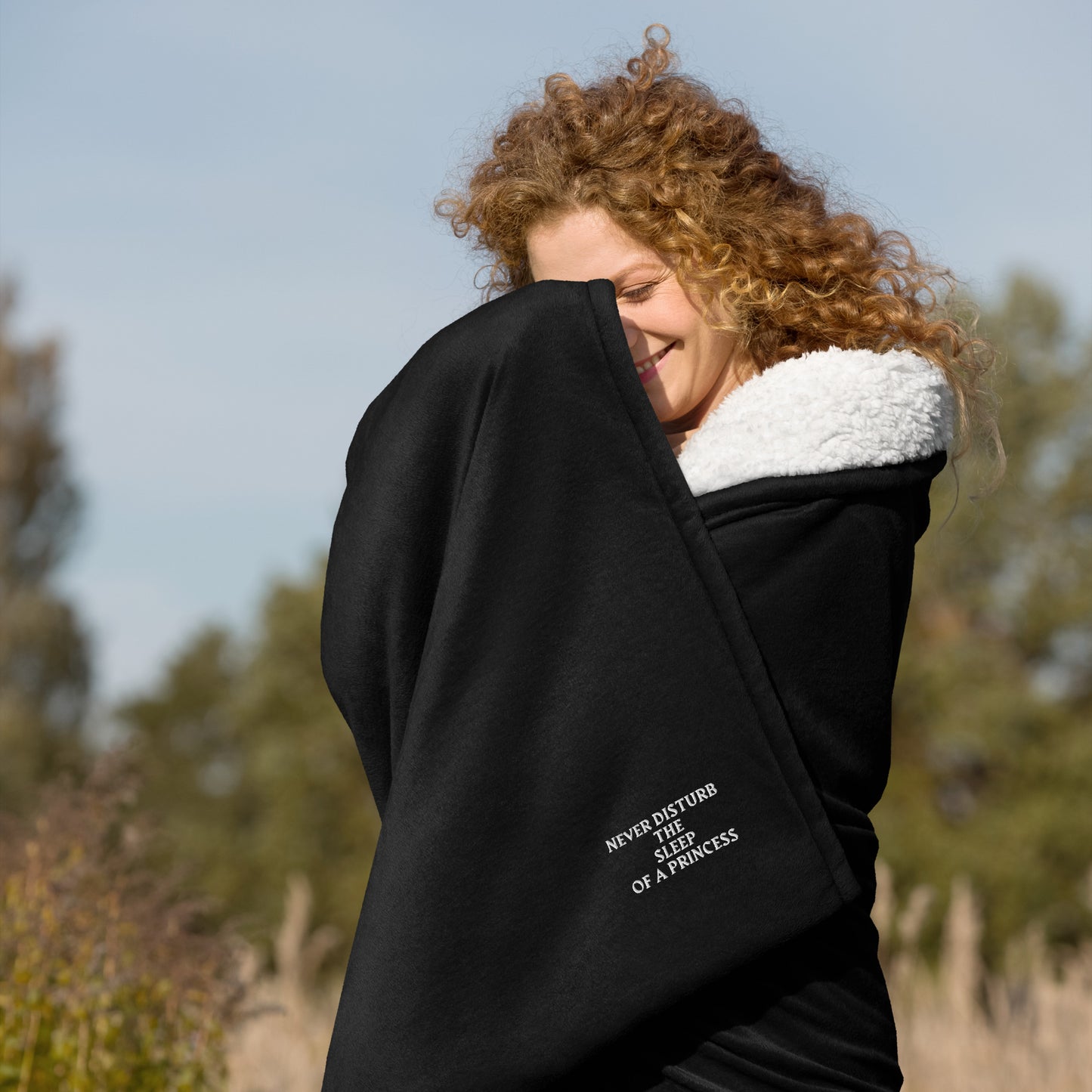 NEVER DISTURB THE SLEEP OF A PRINCESS Premium sherpa blanket