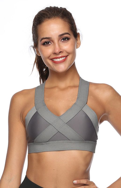 High-intensity exercise without steel ring running yoga beautiful back